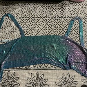 Backless sparkly crop top